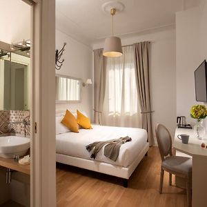 Camera standard con letto king size